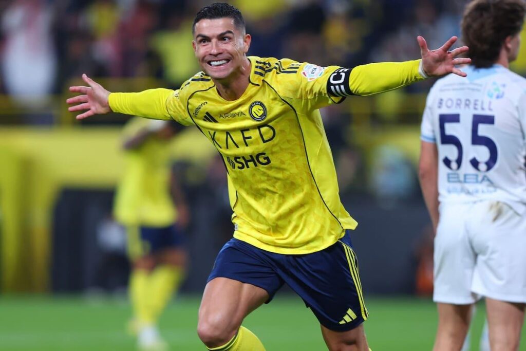 Will Cristiano Ronaldo Become the First Footballer to Score 1,000 Career Goals?
